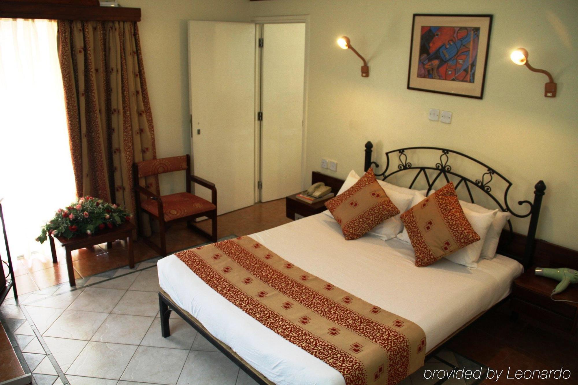 Sentrim 680 Hotel Nairobi Quarto foto