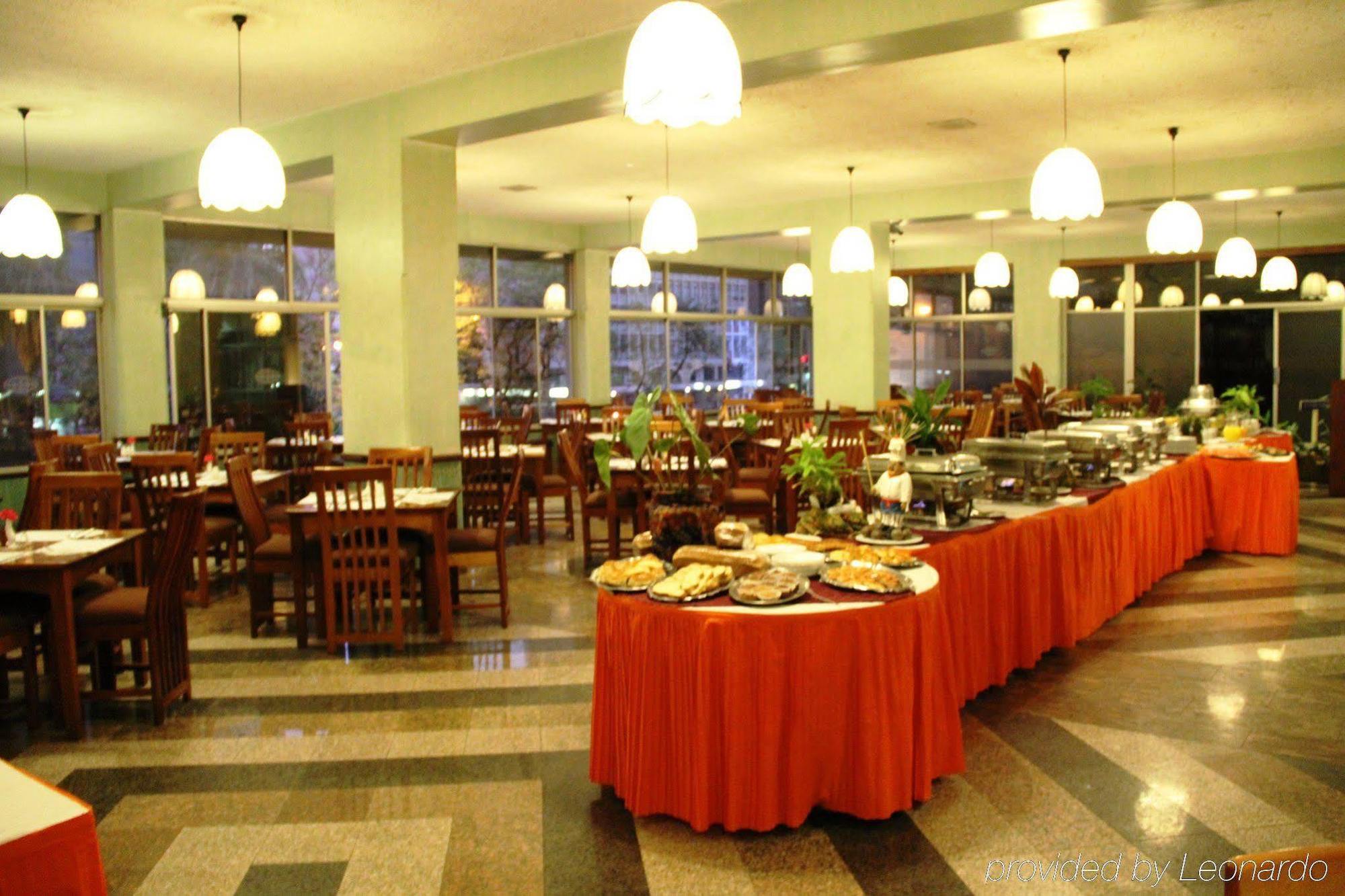 Sentrim 680 Hotel Nairobi Restaurante foto