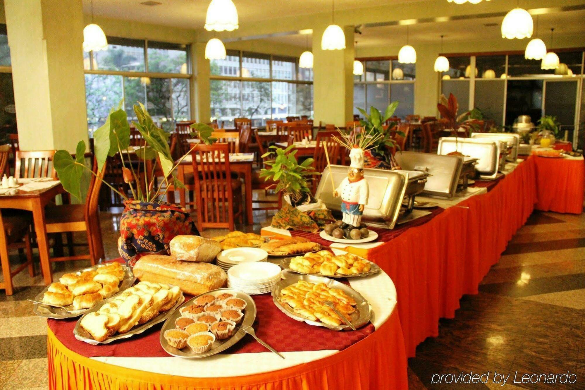 Sentrim 680 Hotel Nairobi Restaurante foto